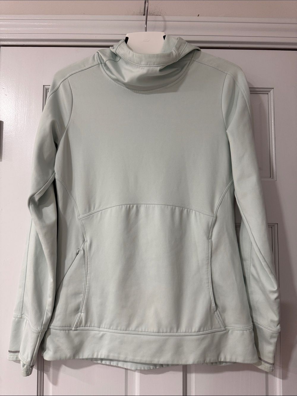 Athleta Sz Small Light Mint Hoodie Polyester Pullover Sweatshirt Kangaroo Pocket - Picture 2 of 14